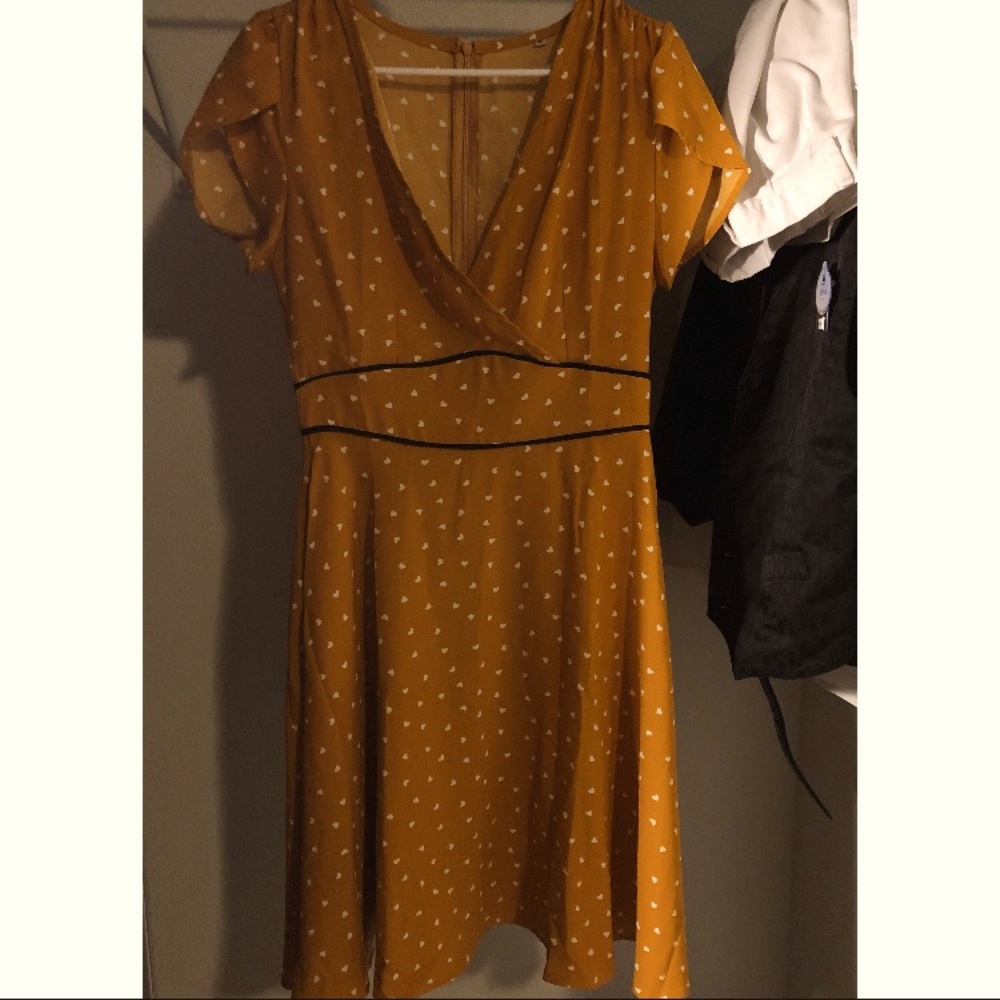 Orange retro-style dress size medium